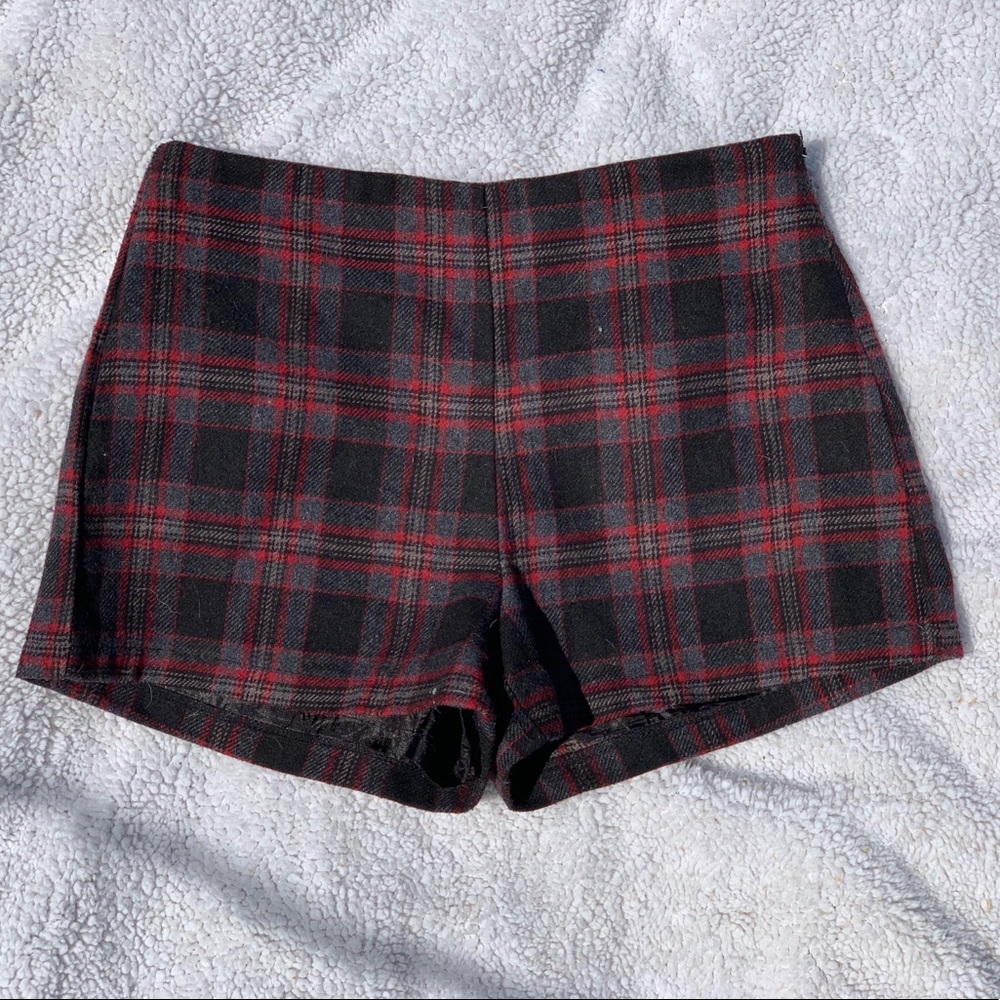 Forever 21 wool plaid shorts sz S(2-4) worn once
